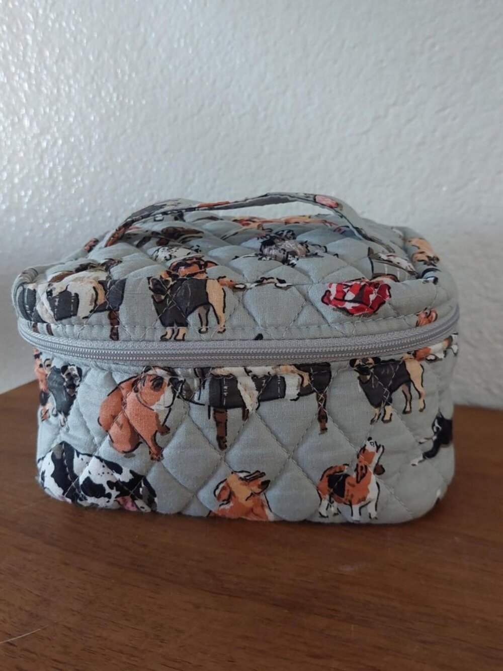 Vera Bradley doG show best in show gray pet travel case pouch hanging toiletry